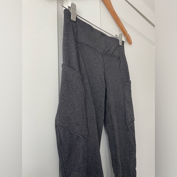 Lululemon Speed Up Tight 28" Power Luxtreme Variegated Knit Black Heather - Picture 8 of 16